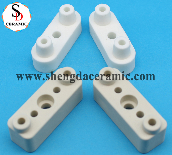 C221 Industrial Steatite Ceramic For Industry Electrical Insulators
