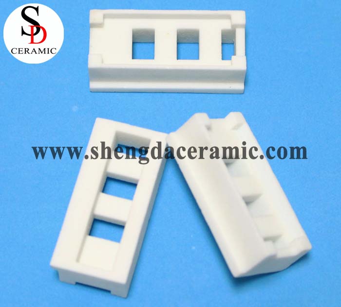 Customized Electrical Steatite Ceramic Plug
