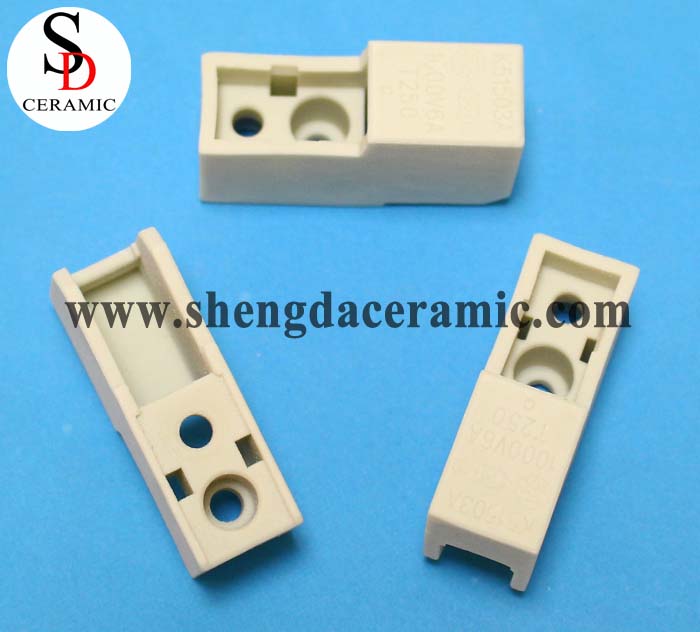 Beige Color Steatite Ceramic Insulator Parts